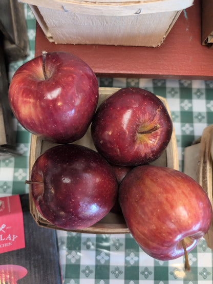 Red Delicious Apples