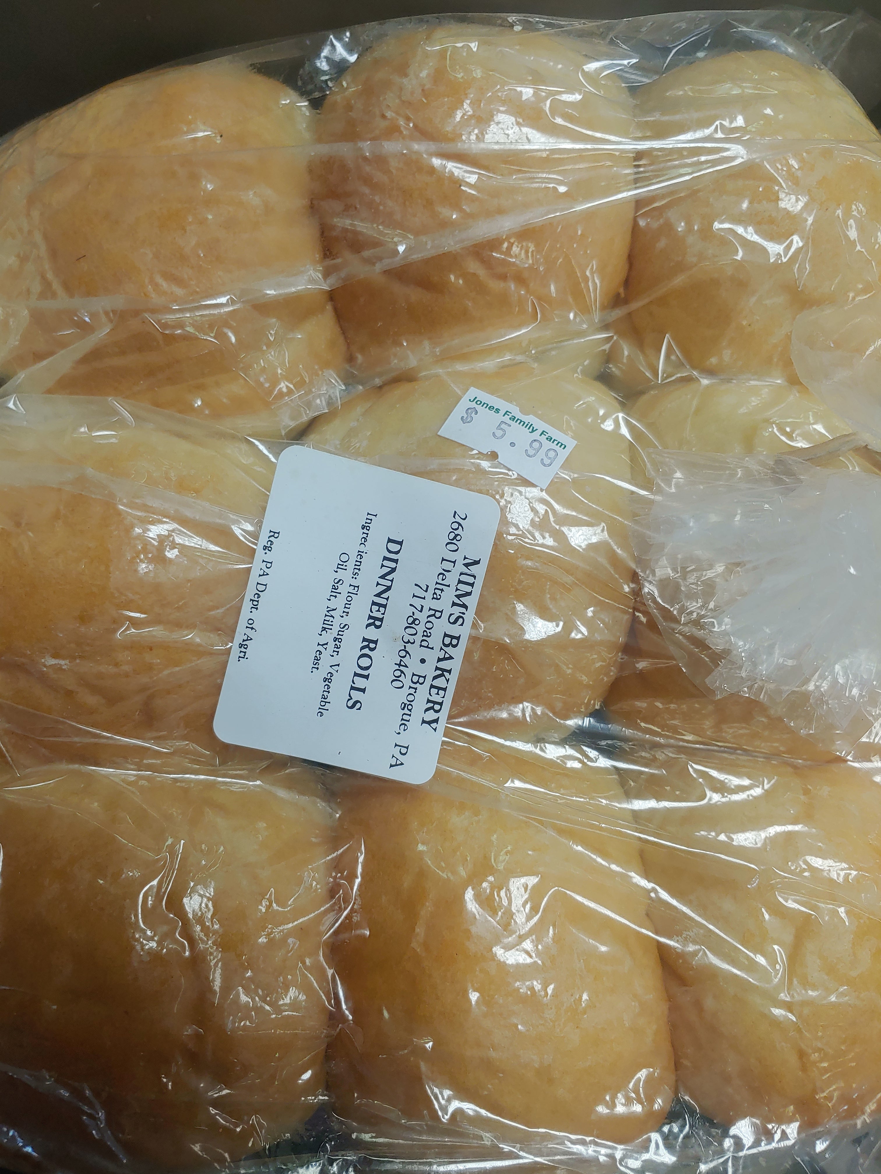 PRE-ORDER dinner rolls for 11/26 pick-up only